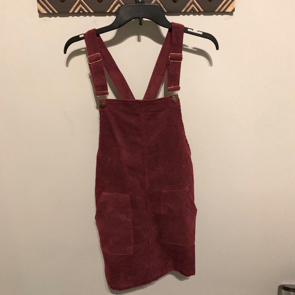 Burgundy overall-styled mini dress
